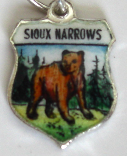 Sioux Narrows Canada - BEAR - Vintage Enamel Travel Shield Charm