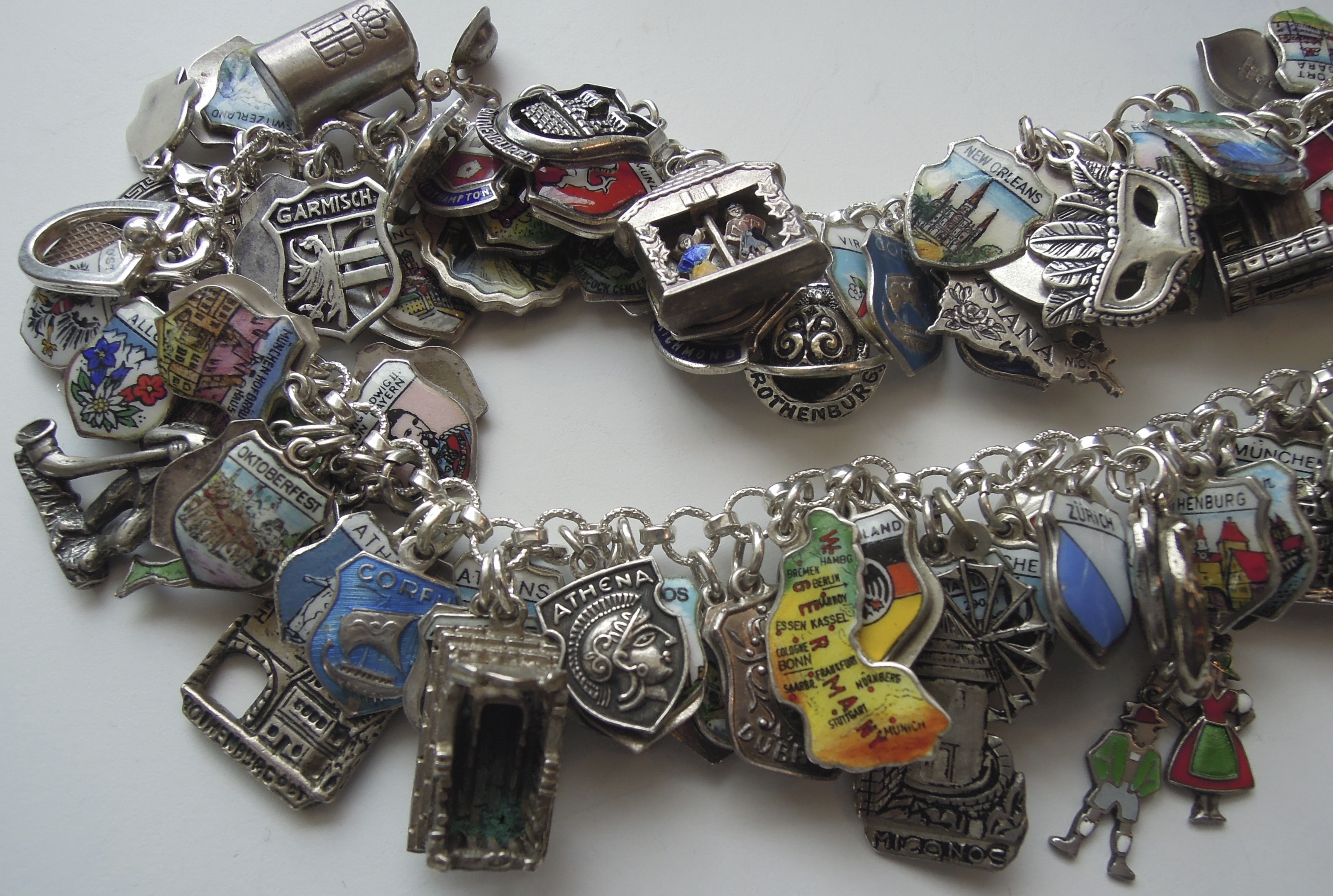 Vintage Charm Bracelet Collection - PIB Travel 2010 - Click Image to Close