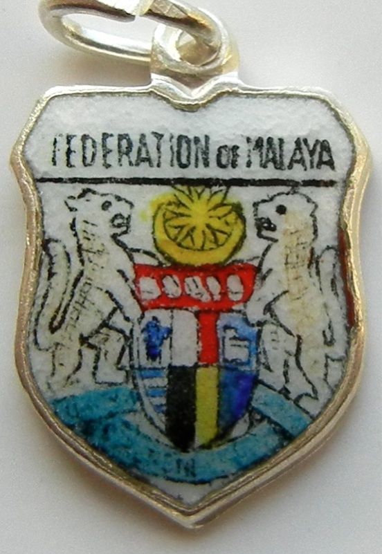 MALAYSIA - Federation of Malaya - Vintage Silver Pl. Enamel Travel Shield Charm