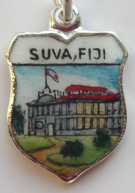 FIJI ISLANDS - Suva - Capital Bldg - Vintage Silver Pl. Enamel Travel Shield Charm