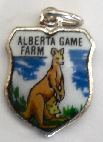 Alberta Game Farm Canada - KANGAROO & JOEY - Vintage Enamel Travel Shield Charm