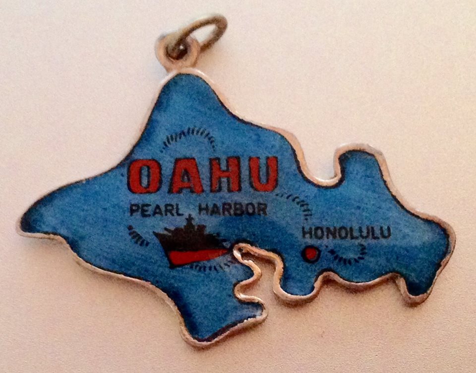 Oahu Hawaii - Vintage Enamel Map Charm